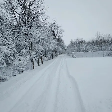 Lakowe Wzgorze *